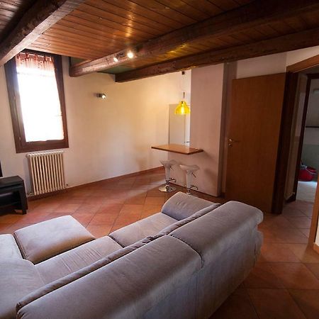 Casa Vacanza Angelo แฟร์รารา ภายนอก รูปภาพ
