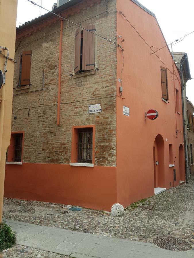Casa Vacanza Angelo แฟร์รารา ภายนอก รูปภาพ